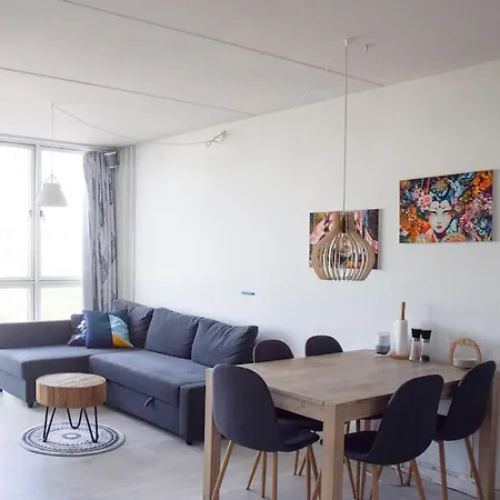 Lägenhet Nordic Design Flat Including Bikes